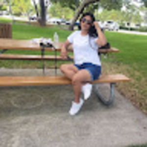 Meet your Posher, Dayana